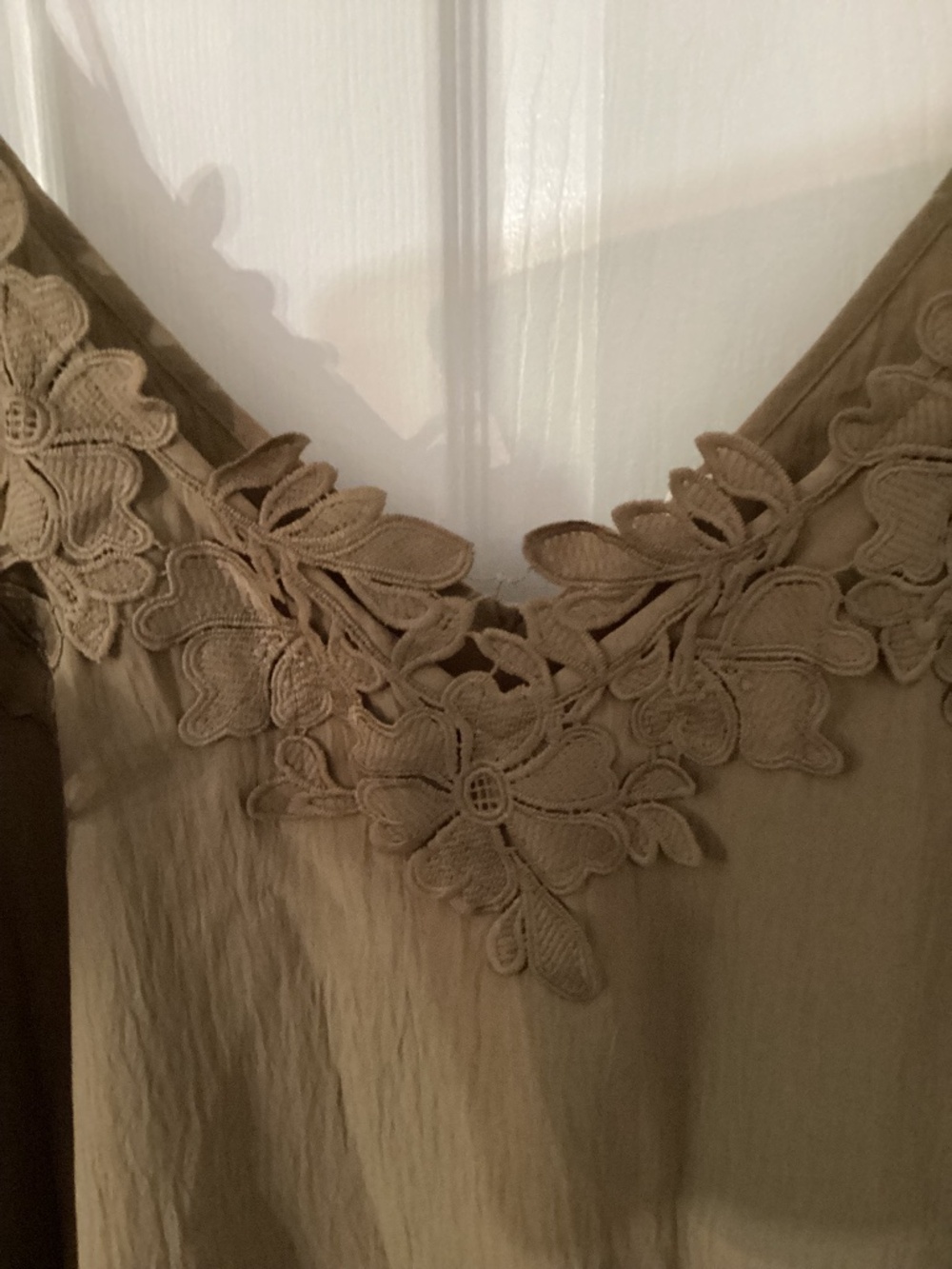 Oddy Ladies Appliqued Top in brown, sz 2X